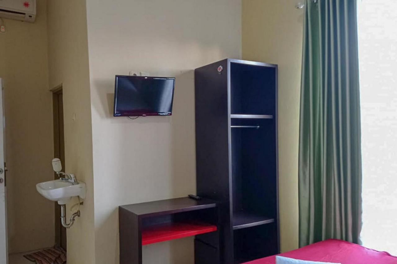 יוגיאקרטה Rama Shinta Homestay Near Gembira Loka Zoo Redpartner מראה חיצוני תמונה
