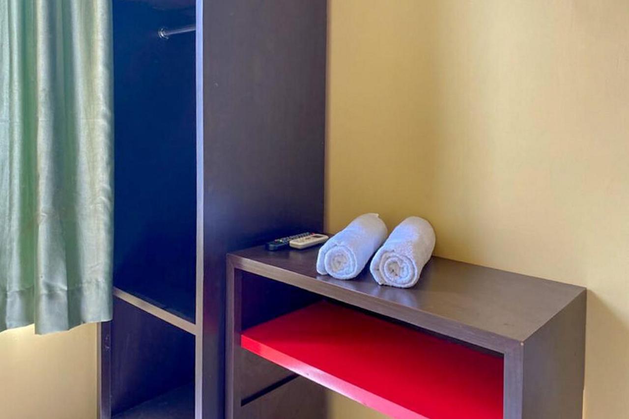 יוגיאקרטה Rama Shinta Homestay Near Gembira Loka Zoo Redpartner מראה חיצוני תמונה